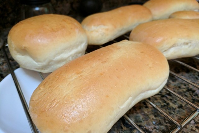 Hot dog (hamburger)&nbsp;buns